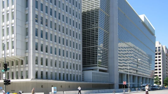 Bankovní boj proti změnám klimatu nevyšel. Aliance se po čtyřech letech rozpadla