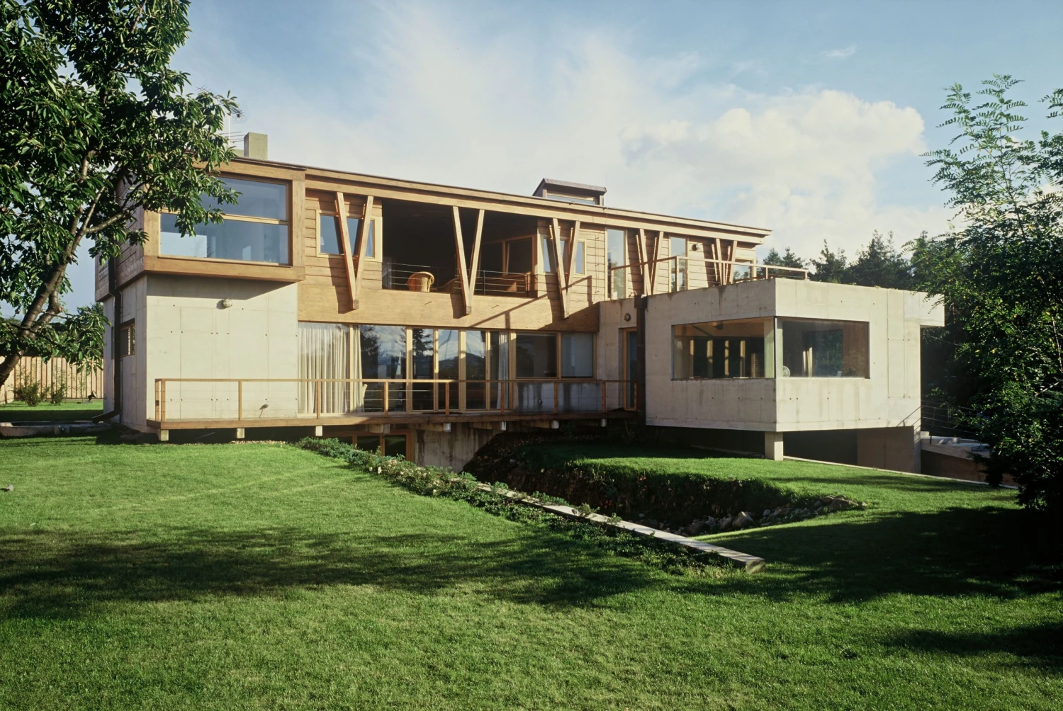 Někdejší dům Petra Kellnera je na prodej. Vila ve Vraném vyjde na padesát milionů