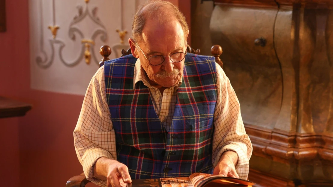 Vyplatí se rozvíjet čínskou konkurenci, říká žijící legenda whisky Charles MacLean