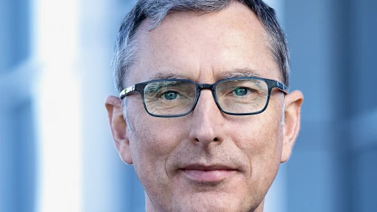 Kill vir? Yes, Bill! Jak Clintona i&nbsp;Gatese ovlivňuje práce českého vědce 