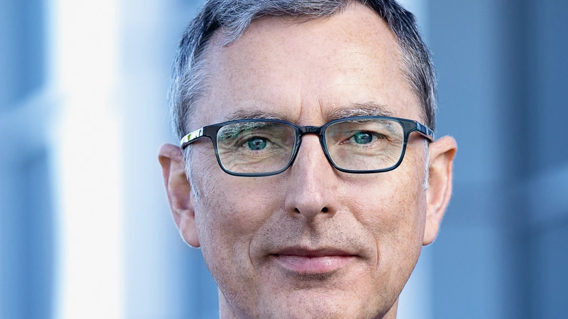 Kill vir? Yes, Bill! Jak Clintona i&nbsp;Gatese ovlivňuje práce českého vědce 