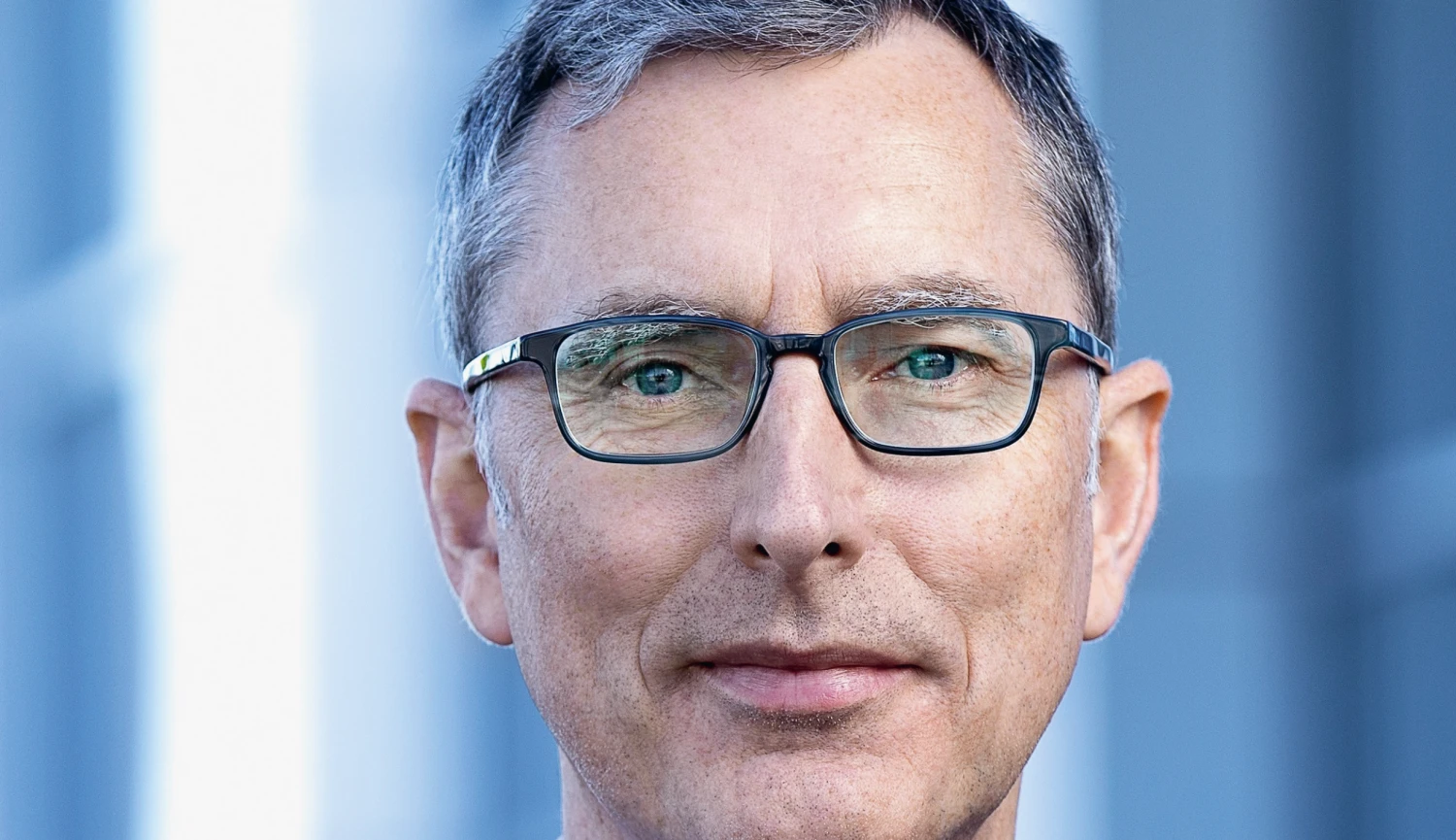 Kill vir? Yes, Bill! Jak Clintona i Gatese ovlivňuje práce českého vědce 