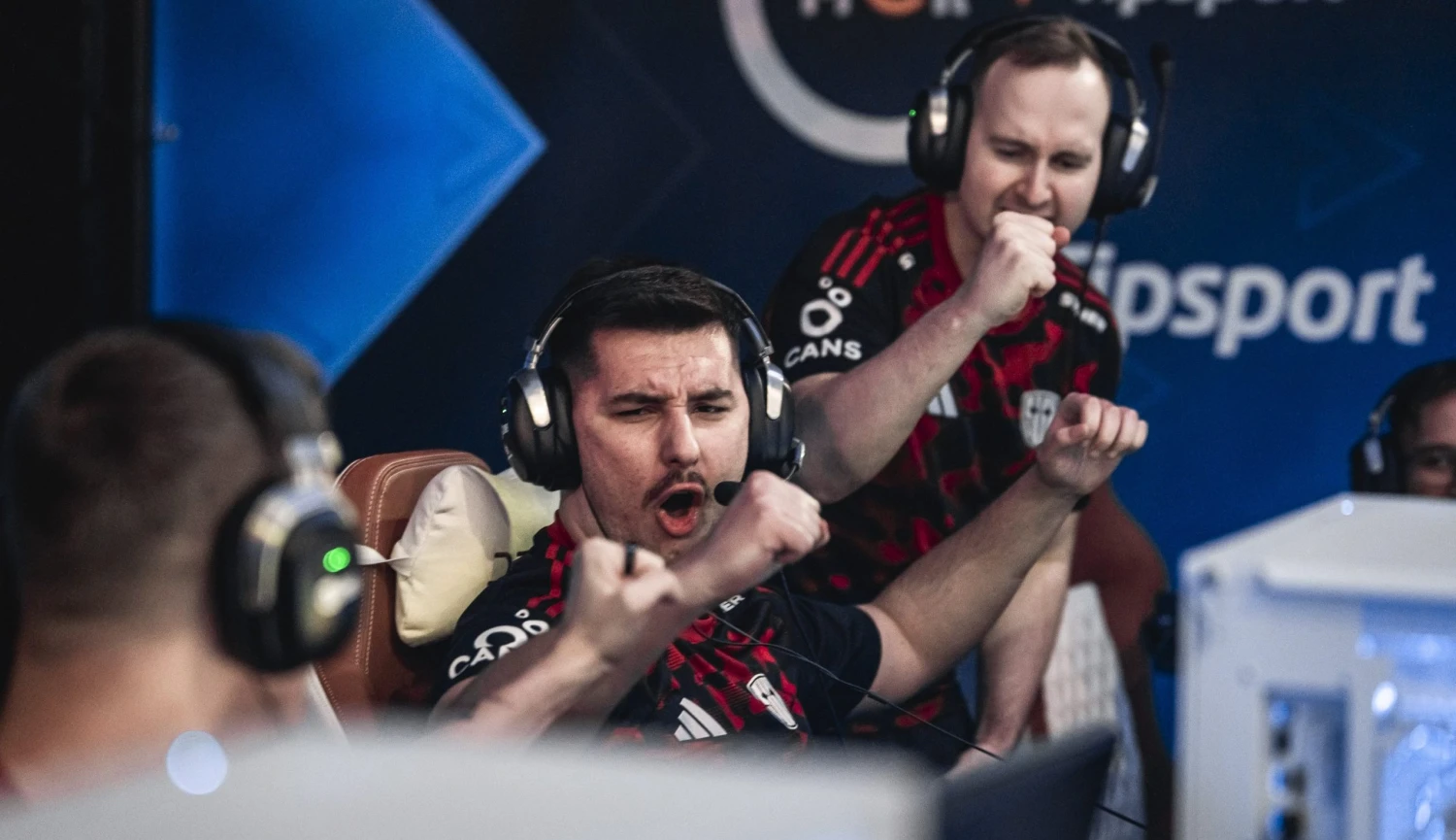 Souboj miliardářů v zákulisí největší české esportovní akce. Je na řadě O2 arena?