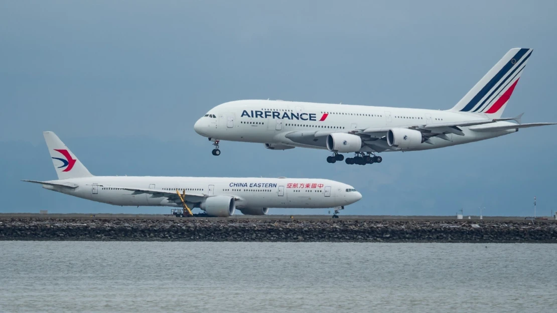 Letecká bitva o Dubaj. Boeing s Airbusem zápolí o&nbsp;první třídu v&nbsp;dopravním průmyslu