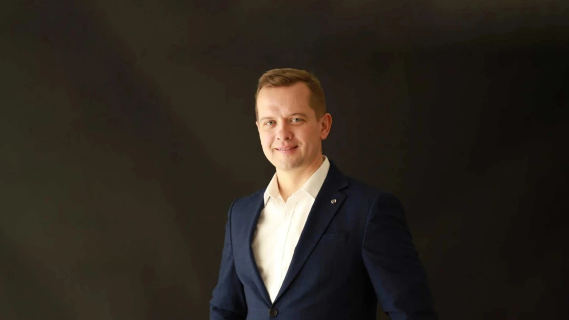 Podivná firma bez šéfa generuje milionové tržby. Zaměstnanci se řídí a platí sami