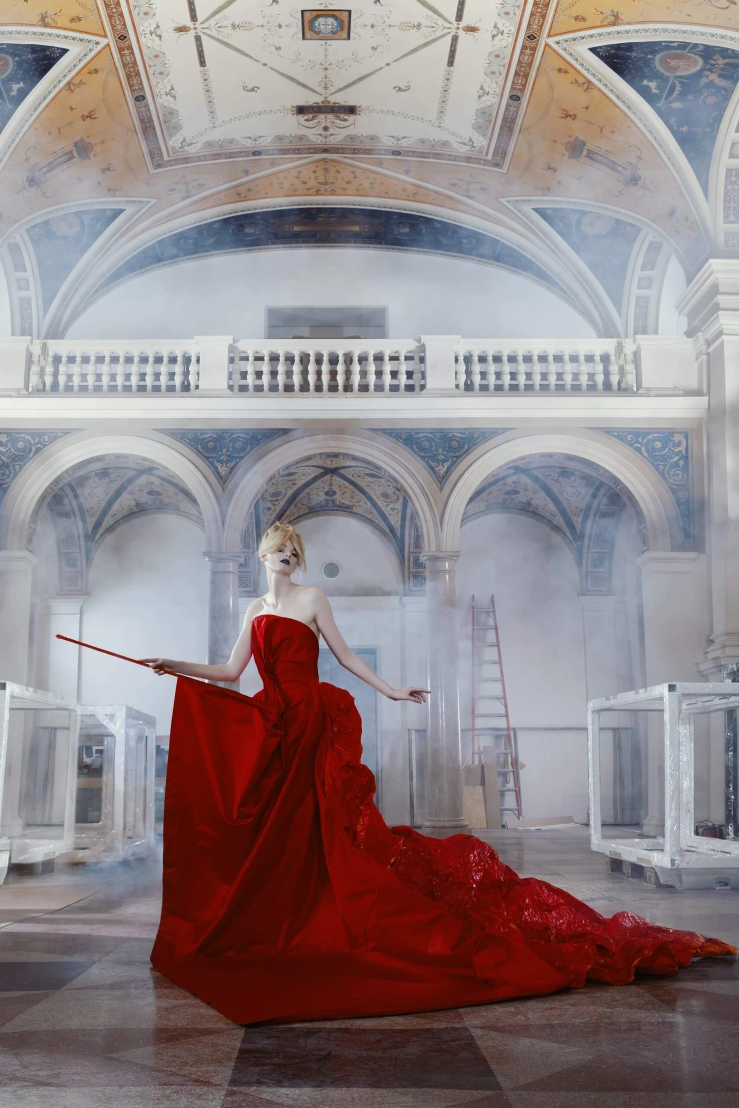 Liběna Rochová, Velká Červená inspirovaná dílem Karla Nepraše, kolekce Dialog, 2006, bavlněný duchesse — papír.