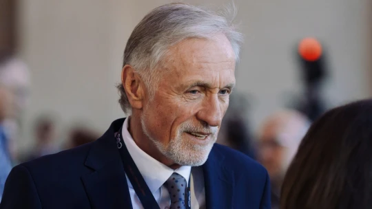 Ne soucit, ale řešení. Topolánek vyrazil do boje s rakovinou, zakládá nadační fond