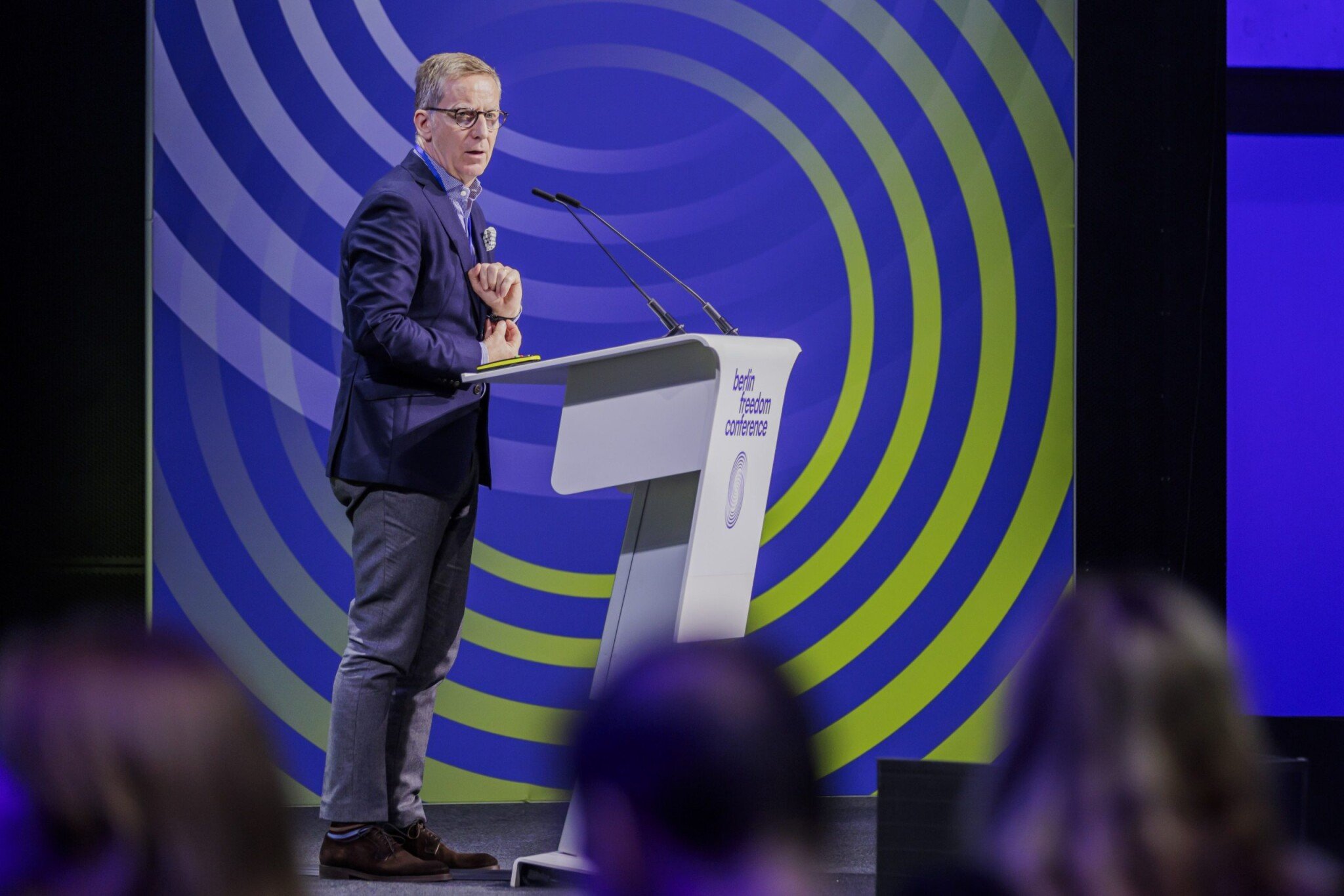 Musíme mnohem víc investovat, jinak se nerozjedeme, říká uznávaný ekonom