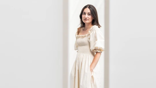 Snové sochy a tisíce stehů. Sochařku Šťastnou proslavila výjimečná diplomka