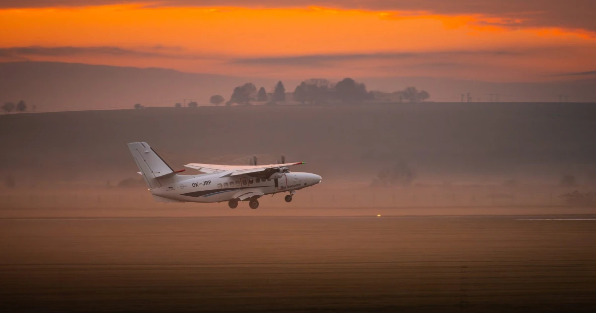 Nebeská liška, L-410 a Žralok. Do Dubaje míří hned tři letouny vyrobené v Česku