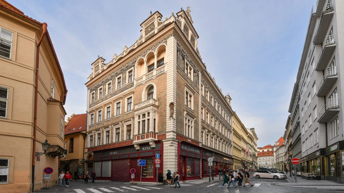 Bydlení po Maxu Brodovi za 200 milionů. Tohle je aktuálně nejdražší byt na trhu