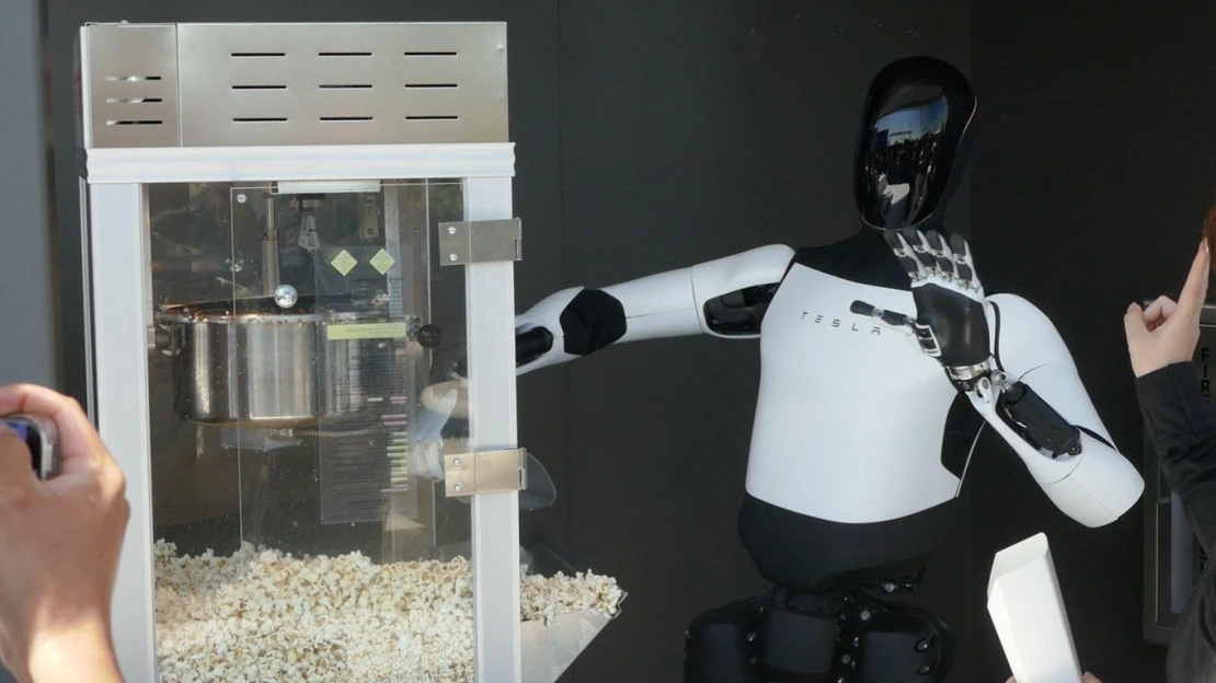 Něco tady nevychází. Proč se akcie Tesly pořád drží na vrcholu?