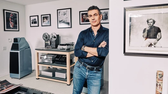 Z nepřítele spojencem. Warner Music navázala partnerství s&nbsp;AI platformou Suno