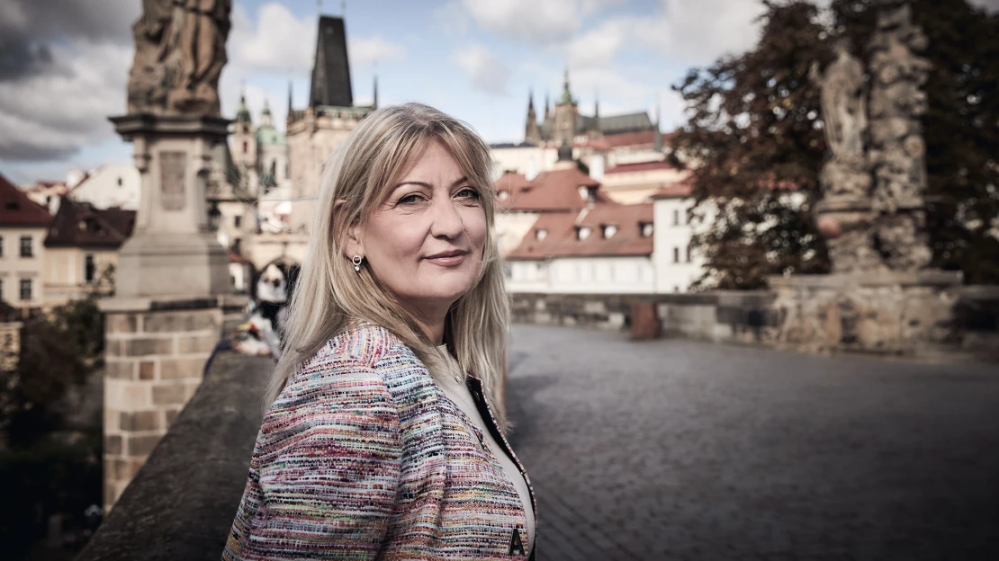 Jak žít ve světě plném nejistoty? I operátor musí ukazovat cestu, říká šéfka T-Mobilu