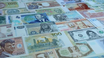 Nominální hodnotu nemají, přesto je o ně zájem. Fantasy bankovky tiskl i Banksy