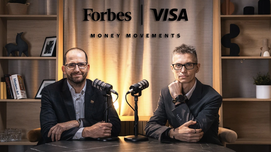 Podvodníci před Vánoci útočí víc než jindy. Jak se bránit, radí podcast Money Movements