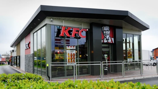 Kauza KFC. Proč je vždy lepší řešit potíže začerstva a nenechat je zasmrádnout