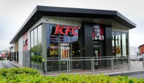 KFC ráno nechalo zavřené své pobočky. Firma po&nbsp;skandálu zkouší restart