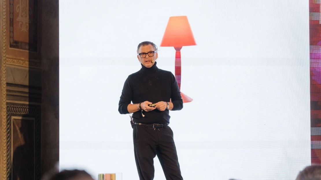 Uvnitř nejvlivnější designové firmy světa. Její šéf varuje před smrtí vkusu