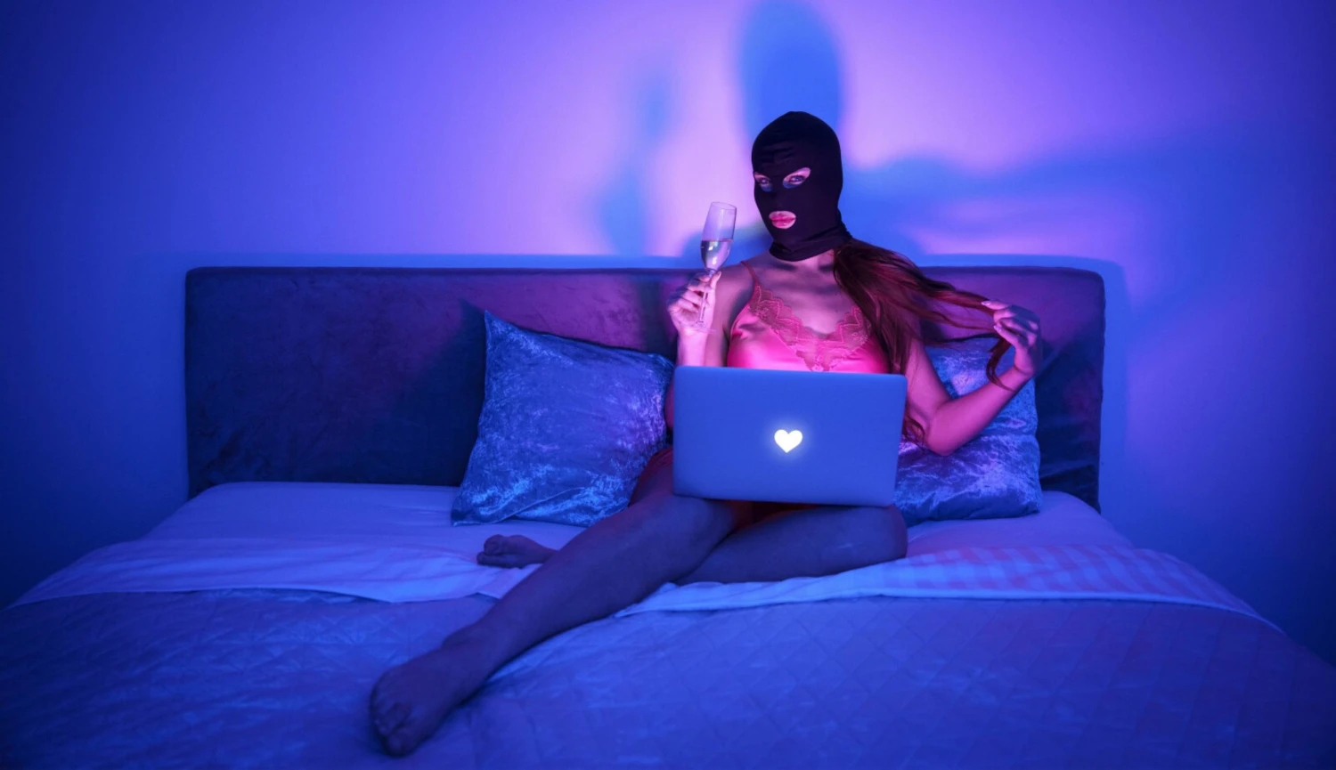 Zemřel člověk, který změnil erotický průmysl. Majiteli OnlyFans bylo 43 let