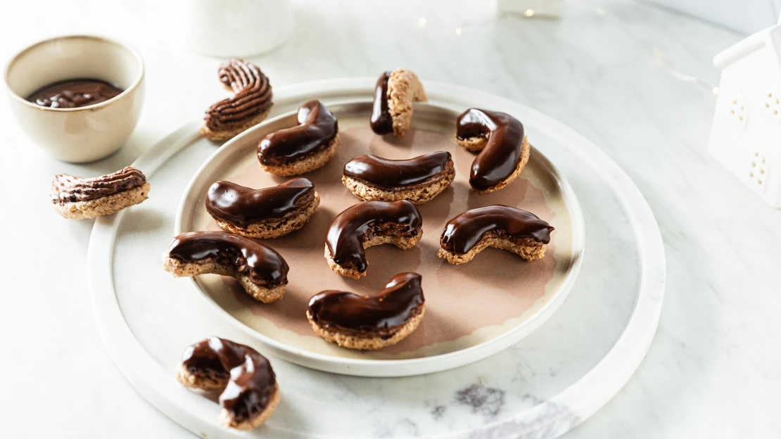 Tři vrstvy bohaté chuti. Pařížské rohlíčky dělají den opravdu štědrý