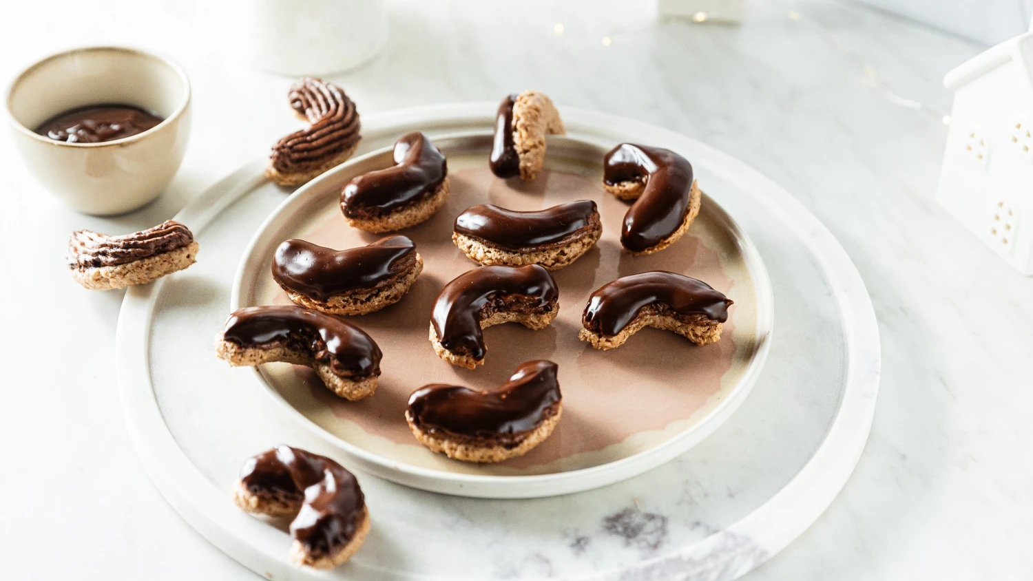 Tři vrstvy bohaté chuti. Pařížské rohlíčky dělají den opravdu štědrý