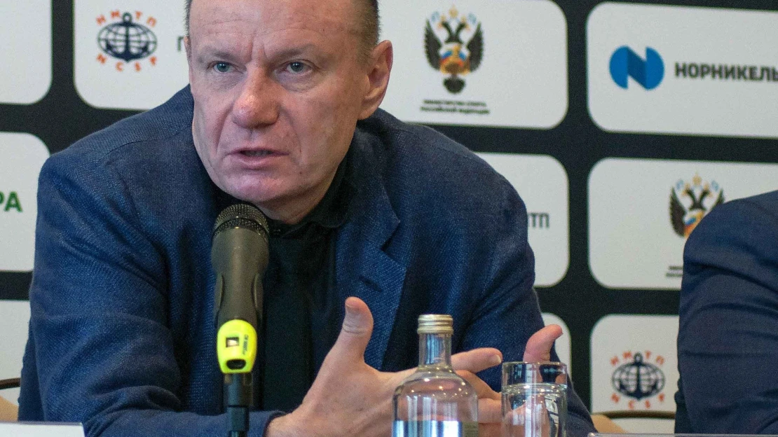 Oligarcha Potanin sází na umělou inteligenci. Koupil čtvrtinu Selectelu