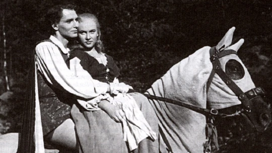 Šťastné konce s trpkou příchutí. Proč televizní pohádky brojí proti bohatým?