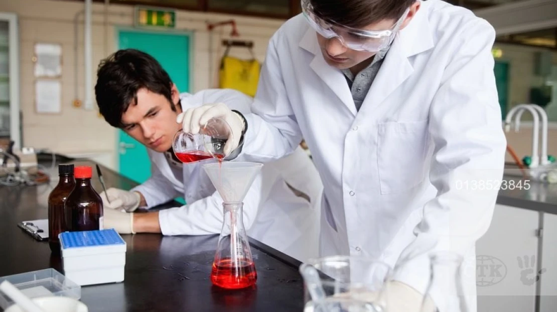 Čech ovládl Dream Chemistry Award. Soutěž má prvního domácího vítěze