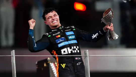 Nový šampion F1, raduje se i Komárek. Slavit se bude v Praze na Výstavišti