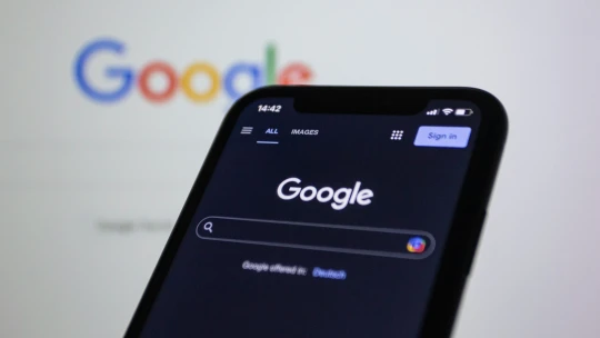 Evropská komise prověřuje Google kvůli využívání webového obsahu pro AI systémy