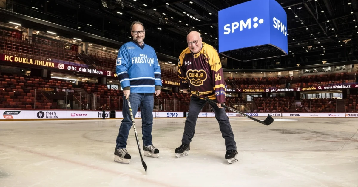 Na ledě s miliardáři. Bruslíme s novými majiteli Dukly novou jihlavskou arénou