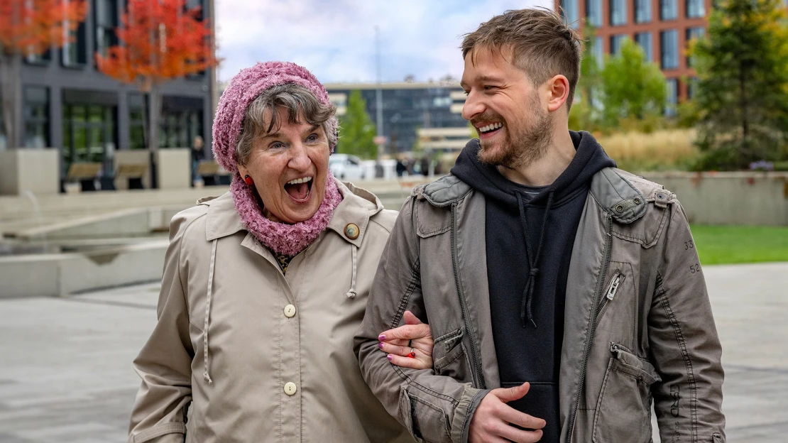Darovat čas i&nbsp;sebe. Projekt Ježíškova vnoučata zkrášluje Vánoce tisícům seniorů