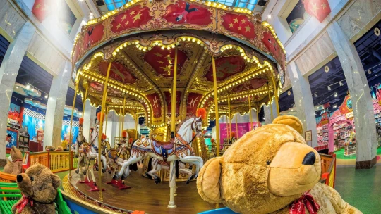 Bývalé Hamleys definitivně končí. Obří hračkářství v&nbsp;centru Prahy nahradí obchod s&nbsp;oblečením