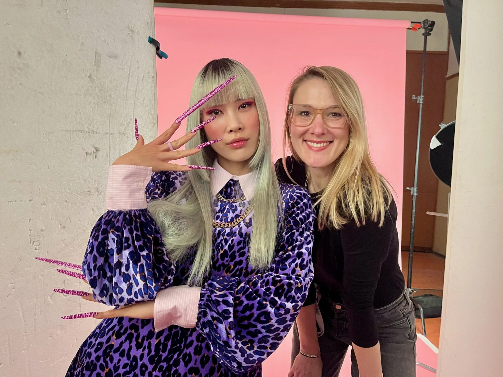 Michaela Frank (vpravo) se svou klientkou