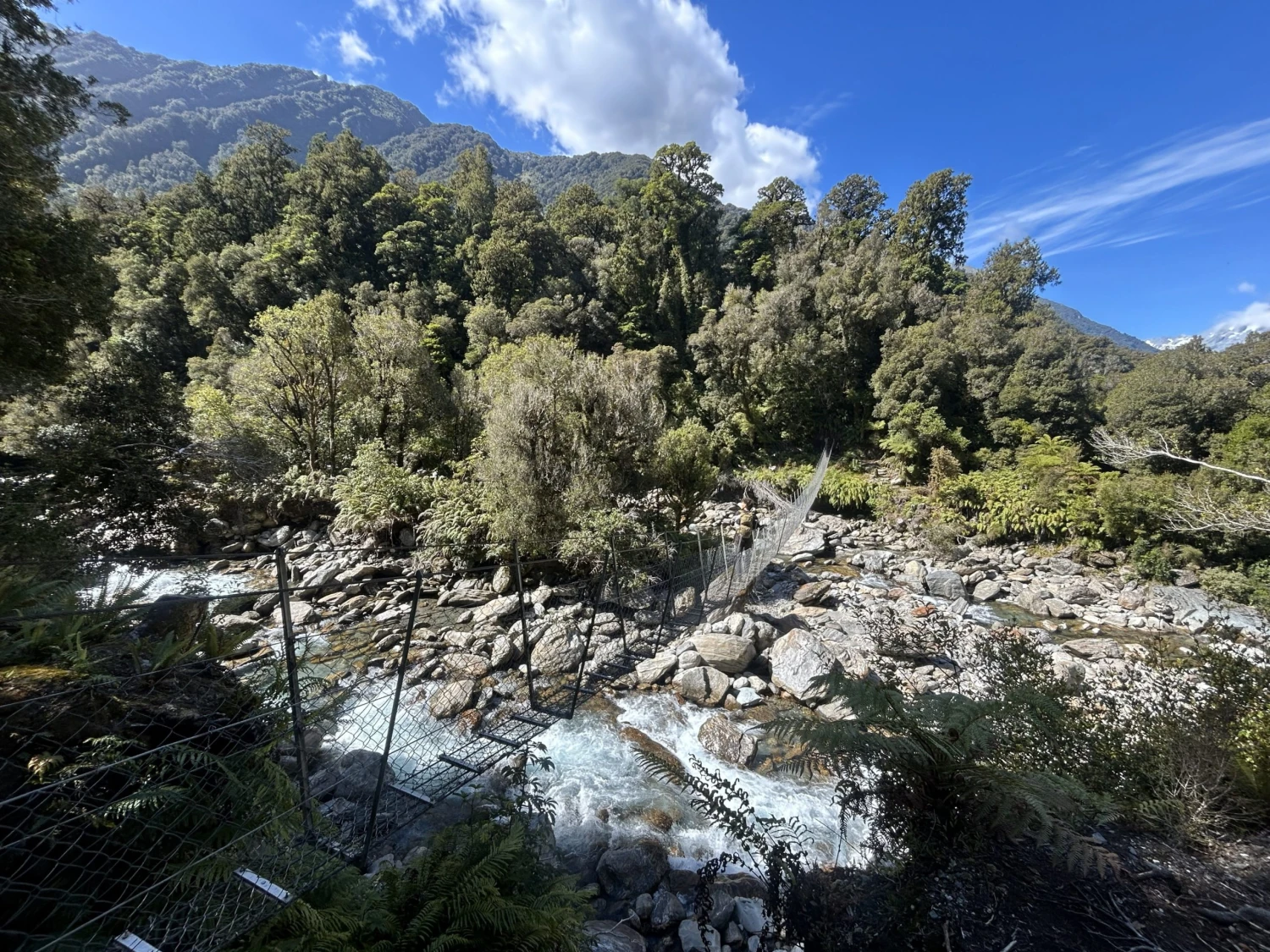 Když luxus znamená ticho. Novozélandské horské chaty očima zahraniční zpravodajky