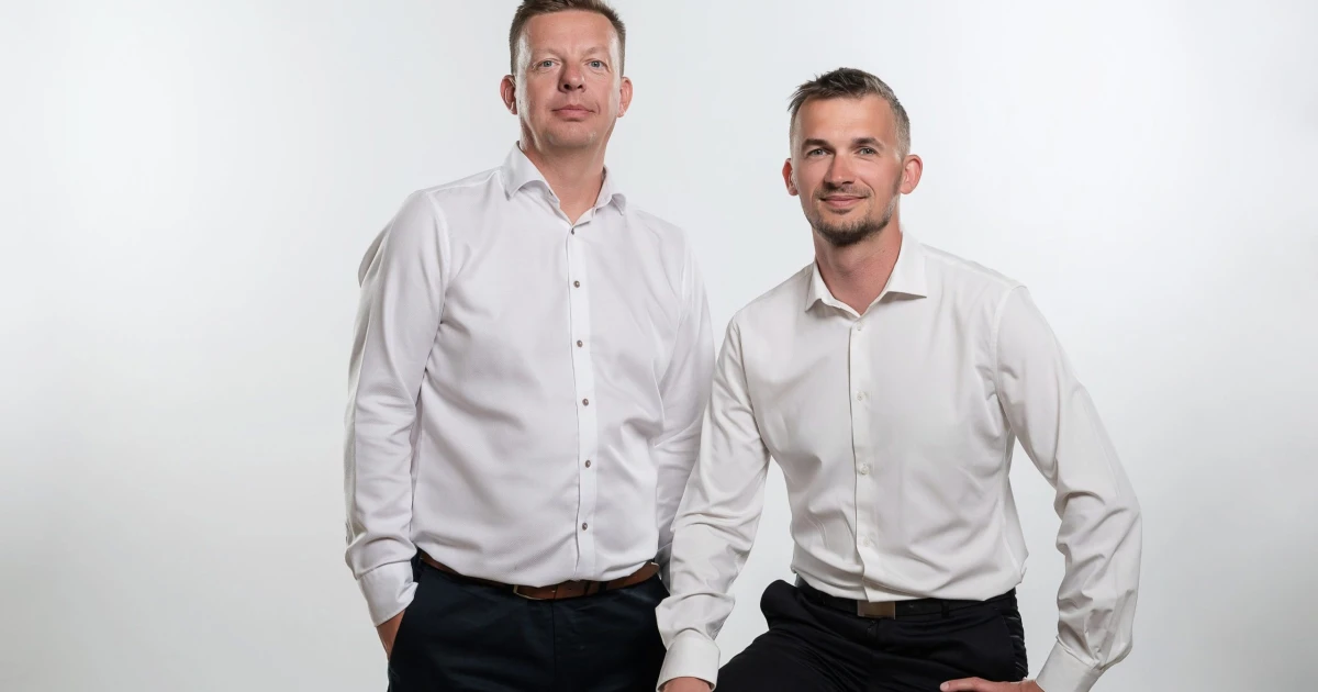 Kryptofirmy bez licence musejí skončit. Šéf Anycoinu o tom, jak těžké ji bylo získat