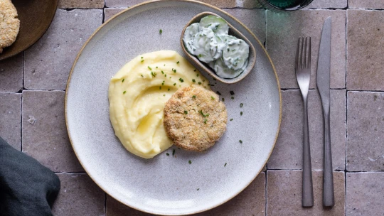 Květákové karbanátky z trouby. Lahodný oběd plný bílkovin