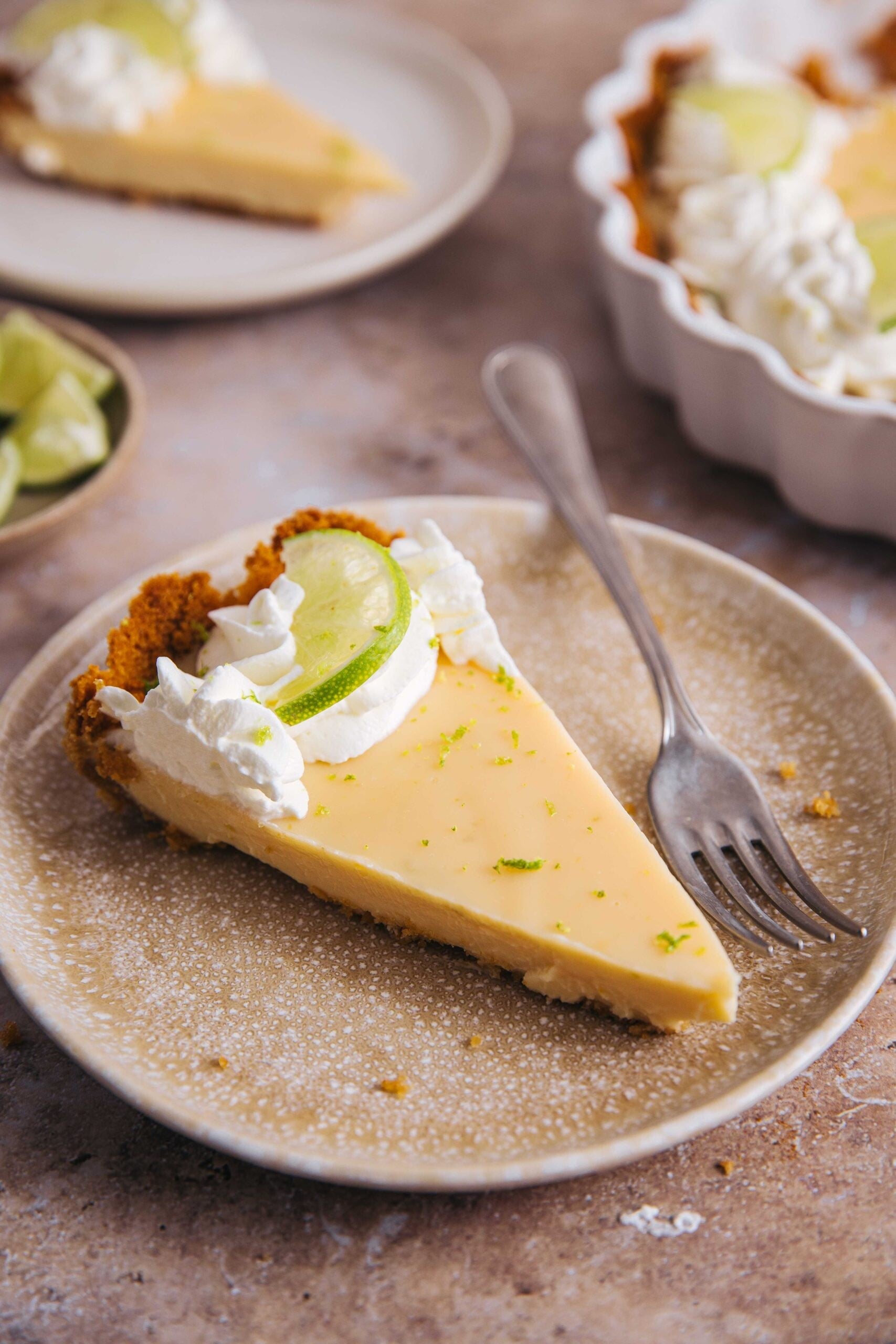 Key lime pie. Dezert ze šesti surovin vám v lednu připomene, jak chutná léto