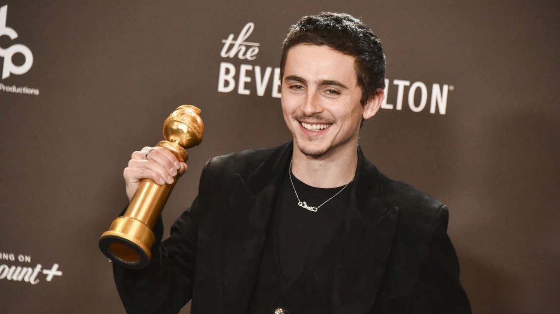 Nový tahoun Hollywoodu? Chalamet zářil na Glóbech a stal se oscarovým favoritem