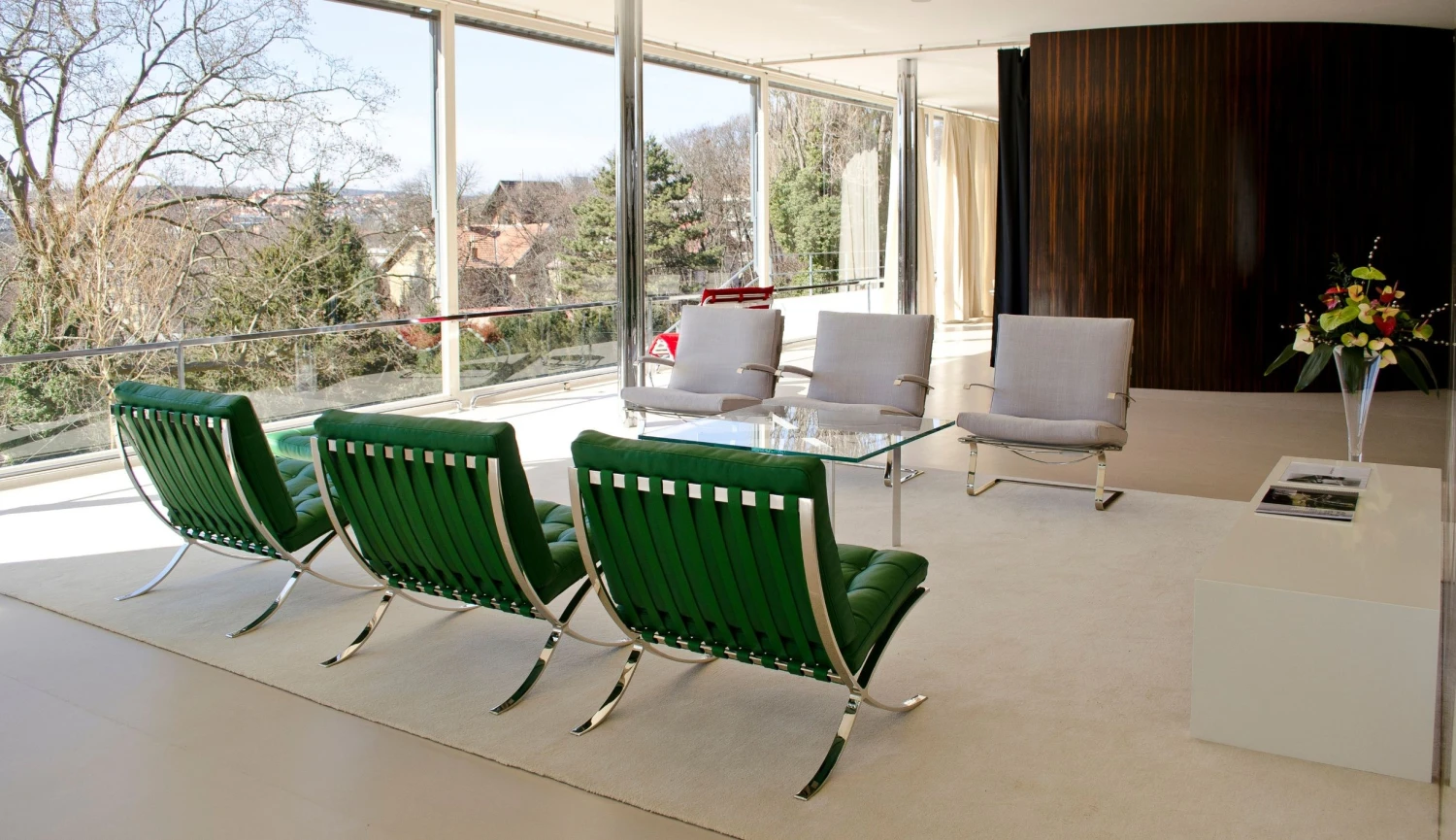 Design, který přežil století. Ve vile Tugendhat vystavují ikonické křeslo Barcelona