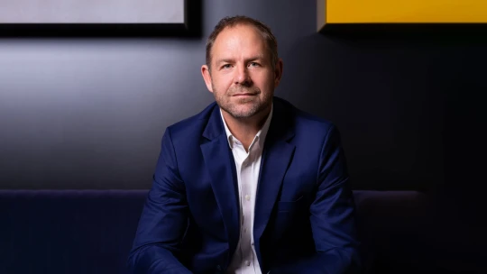 Nová éra bankovnictví. Finshape s&nbsp;Neilem Buddem staví digitální banky budoucnosti