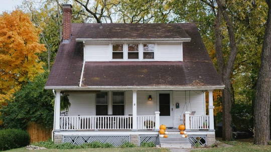 Češi si loni na bydlení půjčili skoro půl bilionu korun. Zájem o&nbsp;financování meziročně stoupl o&nbsp;polovinu