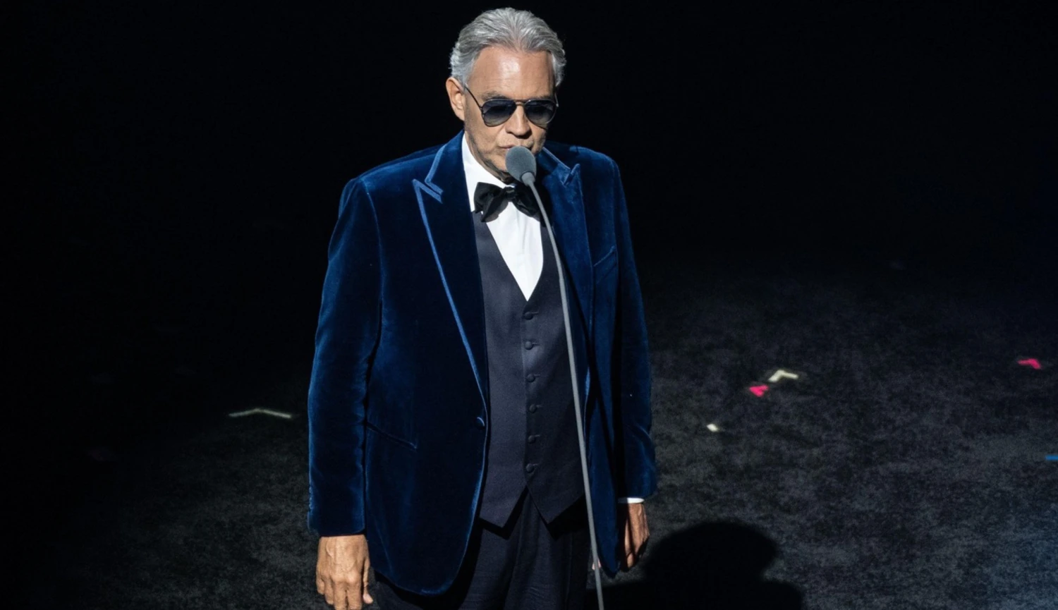 Tichá ekonomika cover verzí. Jak vydělat miliony dolarů na cizích písních