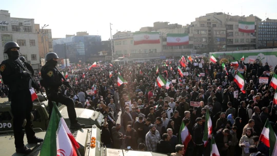 Nepokoje v Íránu v&nbsp;otázkách a&nbsp;odpovědích. Hrozí zemi americký útok?