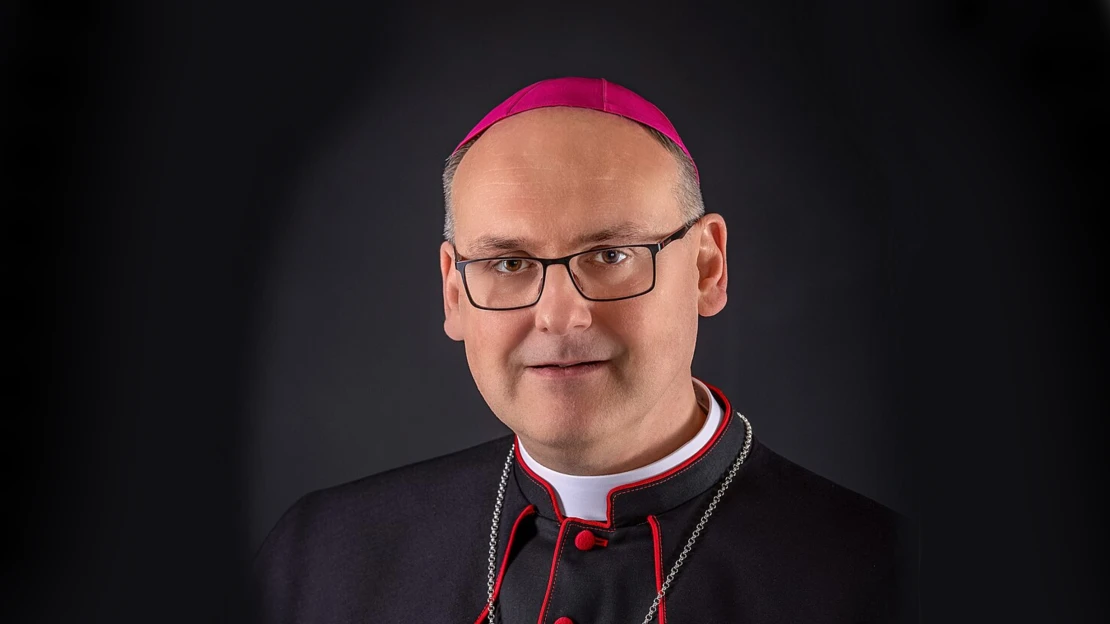Česko má nového arcibiskupa. Graubnera nahradil Stanislav Přibyl