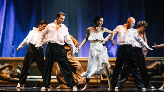 Umění válku nevymaže, ale pomáhá vám zůstat člověkem, říká návrhářka z&nbsp;Kyjeva