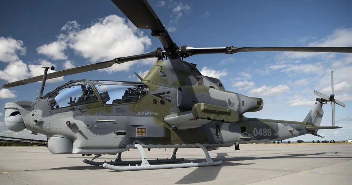 Pilotoval vrtulníky amerických prezidentů. Teď Phil Fickes stroje od Bellu prodává