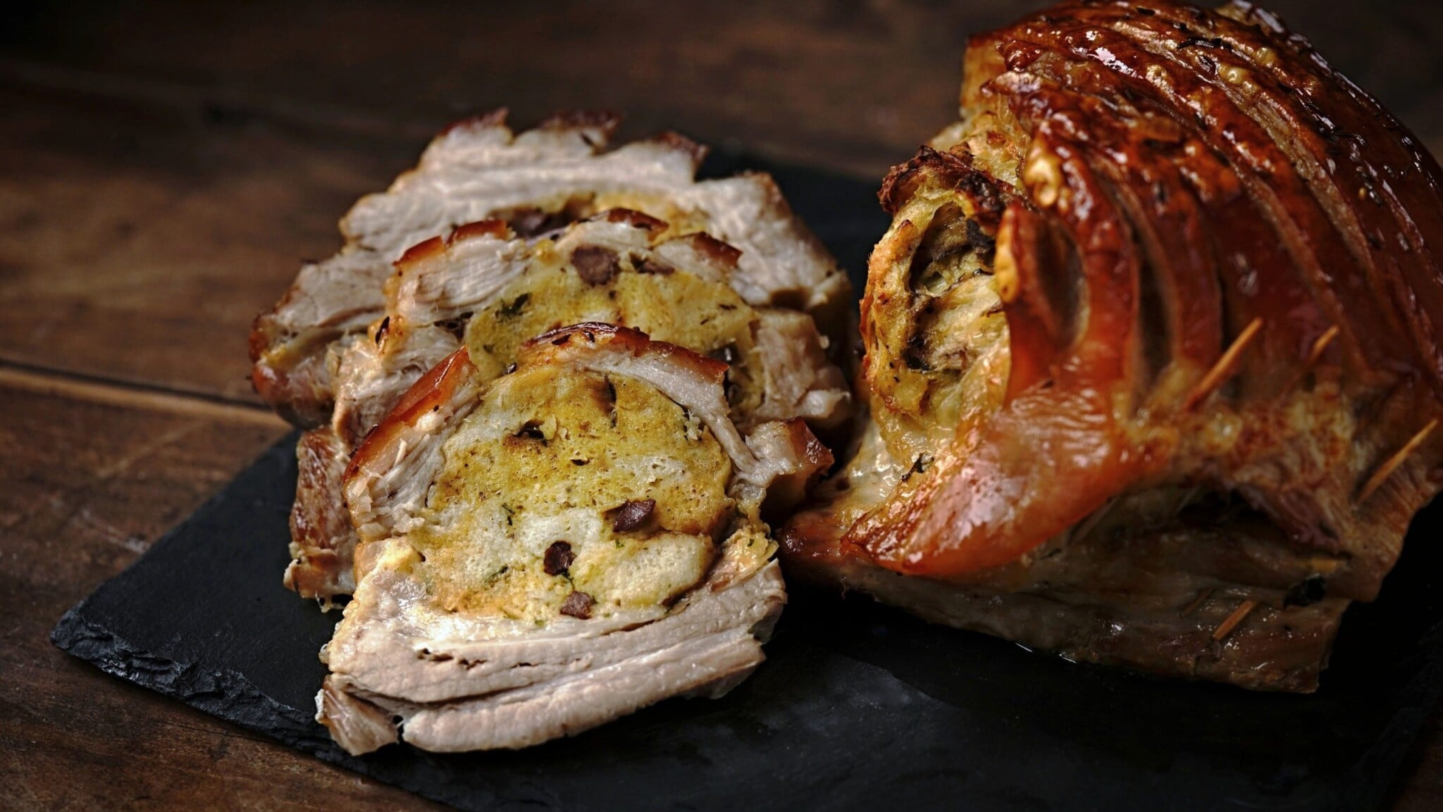 Tučný čtvrtek: den, kdy se kalorie nepočítají. Připravte si nadívaný bůček!