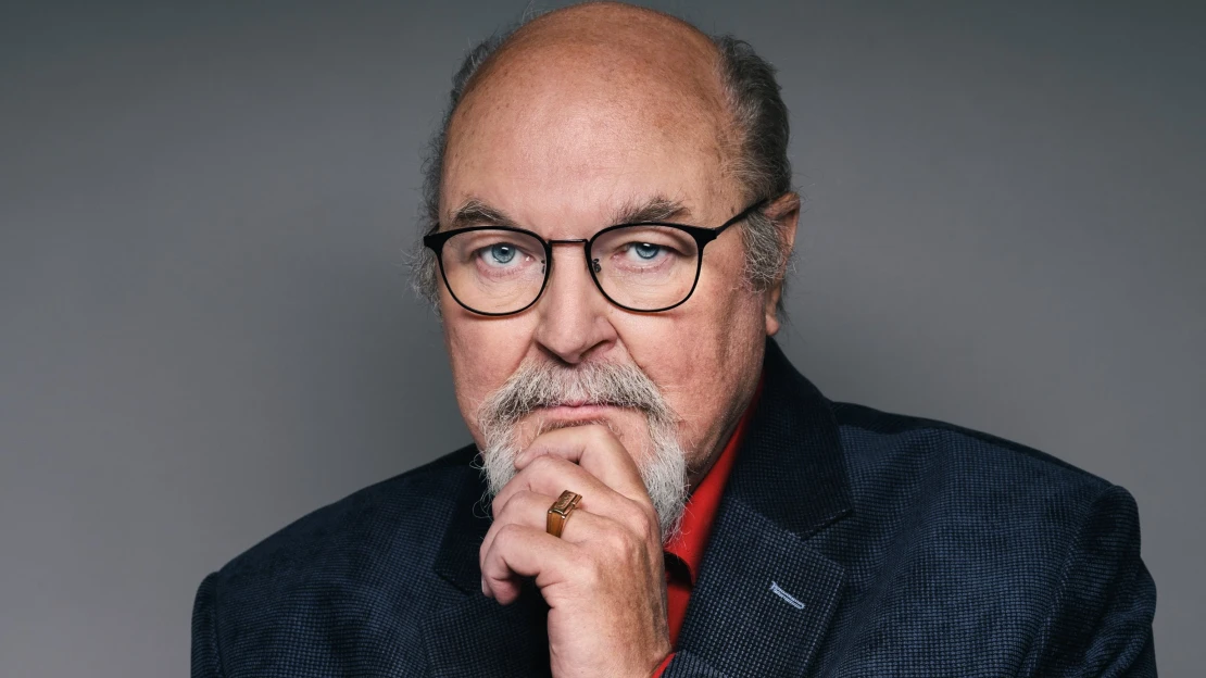 Nesmíme se stát chcípáky a&nbsp;mrtvými rybami, říká psychiatr Kašparů ze 7 nad 70